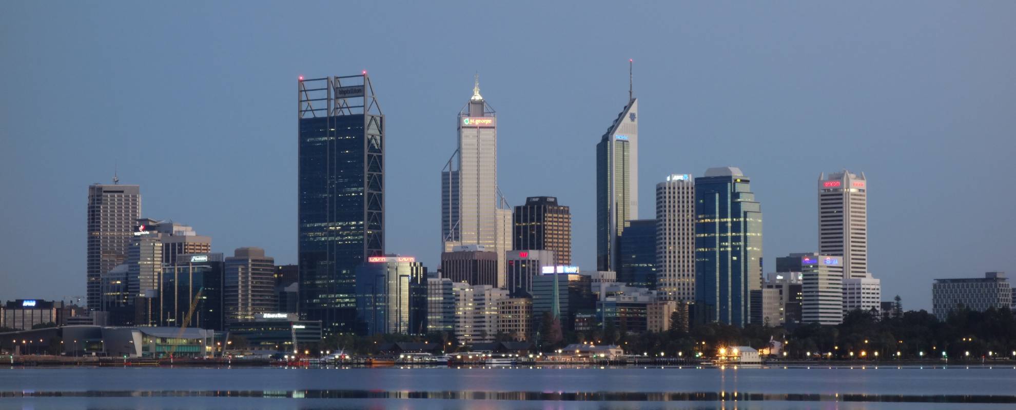 First home buyer comparing lenders in should i use a mortgage broker or go to bank perth decision.